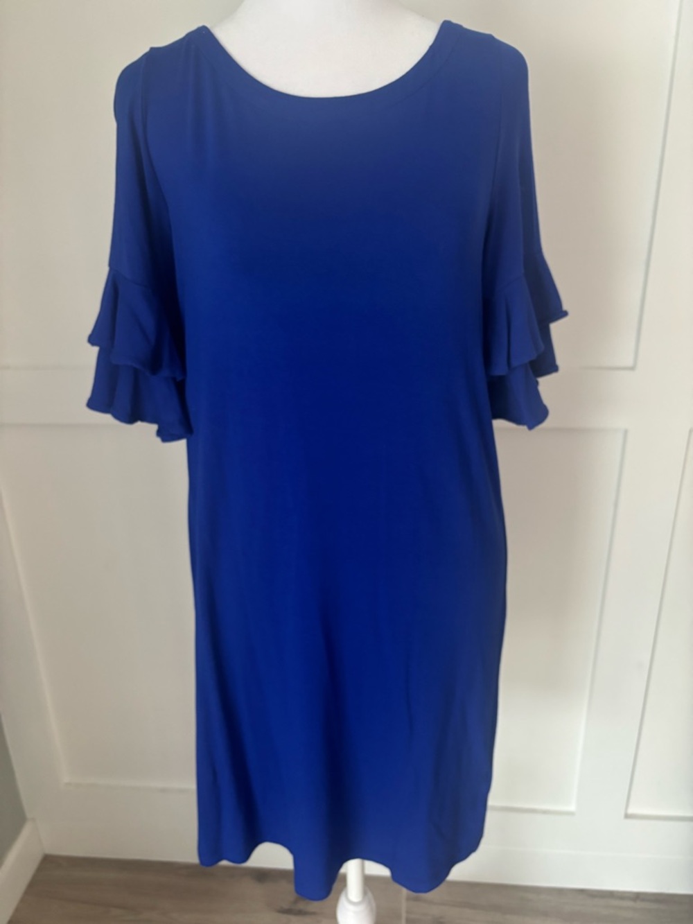 Lilly Pulitzer Cobalt Blue Ruffle Sleeve Midi Dress size XS in great condition
